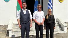 Συνάντηση Βολουδάκη με τον Επίτροπο Μετανάστευσης της ΕΕ και τον Βούλγαρο ομόλογό της στον Προμαχώνα