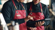 Νέο νομοσχέδιο για προσλήψεις εξπρές και ευέλικτο ωράριο – Τι αλλάζει για τη θερινή άδεια  και τους εργαζόμενους συνταξιούχους