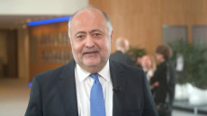 Τσιόδρας: Συζήτηση για την προστασία του καταναλωτή από αθέμιτες πρακτικές
