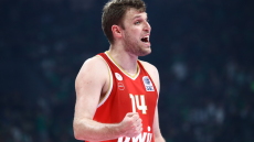 Ολυμπιακός: Για 4η φορά MVP της Basket League ο Βεζένκοβ 