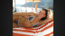 Η Ντούα Λίπα κάνει διακοπές στην Ιταλία με τον αρραβωνιαστικό της - Δείτε φωτογραφίες