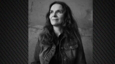 Ζιλιέτ Μπινός: Είναι συγκλονιστικό να παίζεις στην Επίδαυρο