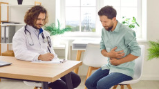 Ο σπάνιος καρκίνος που παρουσιάζει τετραπλάσια αύξηση στους κάτω των 50