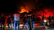 Φωτιά στην Ιεράπετρα: Πολύ δύσκολες οι πυρομετεωρολογικές συνθήκες μέχρι αργά το απόγευμα