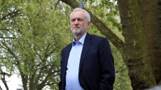 Τζέρεμι Κόρμπιν: Προαναγγέλλει τη δημιουργία ριζοσπαστικού αριστερού κόμματος  – 1 στους 10 δηλώνει ότι θα τον ψηφίσει