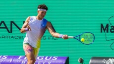 Wimbledon: Το σκοτάδι διέκοψε αγώνα και οι τενίστες επέστρεψαν την επόμενη μέρα για να τον τελειώσουν σε 70'' - Βίντεο 