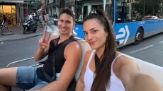 Αντιδράσεις μετά τα ακροβατικά των Haha Nomads μπροστά στο μνημείο της βασίλισσας Βικτώριας - Η απάντησή τους