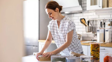 Καρκίνος: Πού οφείλεται η απειλητική αύξηση σε νέους κάτω των 50 ετών – Ο «ένοχος» που βρίσκεται παντού