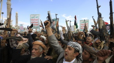 Οι Χούθι ανέλαβαν την ευθύνη για την επίθεση στο «Eternity C» - 15 μέλη του πληρώματος εξακολουθούν να αγνοούνται