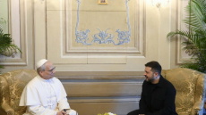 Το Βατικανό δηλώνει πρόθυμο  να φιλοξενήσει τις ρώσο-ουκρανικές ειρηνευτικές συνομιλίες