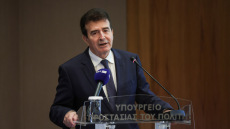 Μήνυση Χρυσοχοΐδη στον 42χρονο μαστροπό που συνέλαβε το ελληνικό FBI - Απειλούσε τα θύματά του με το όνομα του υπ. Προστασίας του Πολίτη