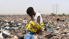 Στην Αφρική, 4 δισεκατομμυριούχοι είναι πλουσιότεροι απ’ τη μισή ήπειρο