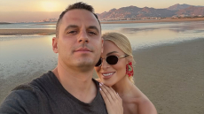 Η Κατερίνα Καινούργιου ποζάρει αγκαλιά με τον Παναγιώτη Κουτσουμπή στη Νάξο
