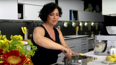 Πώς να φτιάξετε σπιτική λεμονάδα