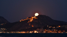Πανσέληνος Ιουλίου: Εντυπωσιακές φωτογραφίες από το «Φεγγάρι του Ελαφιού»