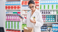 Ακριβά φάρμακα στο σπίτι μετ’ εμποδίων καταγγέλλουν οι ασθενείς