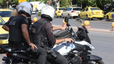 «Θέλω 10.000 να βγάλουμε 5 κιλά - Αν έχεις αγοραστή φέρτον σε 2 μέρες»: Οι διάλογοι που «έκαψαν» τους ναρκέμπορους αστυνομικούς