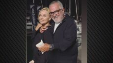 Η Πέγκυ Ζήνα στην αγκαλιά του Γιώργου Λύρα: Το χιουμοριστικό σχόλιο για την εμφάνισή τους - «Δεν συνεννοηθήκαμε να φοράμε τα ίδια»