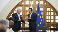 Επιστολή-καταπέλτης από Τουρκοκύπριους κατά της Άγκυρας - Μιλούν για εθνοκάθαρση, ζητούν από τον Χριστοδουλίδη προσφυγή στη Χάγη