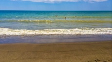 Ιταλία: Ο πατέρας του 17χρονου που θάφτηκε στην άμμο ερευνάται για ανθρωποκτονία από αμέλεια