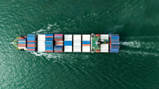 Ε.Ε: Ετοιμάζει αντίμετρα με δασμούς 30% σε αμερικανικά προϊόντα αξίας 100 δισ. ευρώ