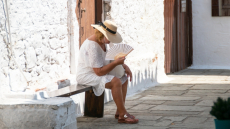 Έρχεται ο πρώτος ισχυρός καύσωνας του καλοκαιριού – Πότε θα «χτυπήσουν» τα 43άρια