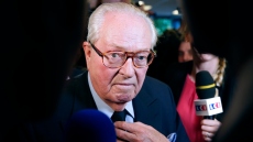 Ζαν Μαρί Λεπέν: Το Δικαστήριο της ΕΕ αποφάσισε ότι οι κληρονόμοι του χρωστούν στο Ευρωκοινοβούλιο 300.000 ευρώ