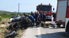 Τροχαίο δυστύχημα με τρεις νεκρούς στην Αργολίδα - Νταλίκα συγκρούστηκε μετωπικά με τζιπ, δείτε φωτογραφίες