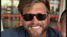 Τραγωδία στις ΗΠΑ: Πατέρας 3 παιδιών πέθανε ενώ προσπαθούσε να σώσει άτομα στη θάλασσα 