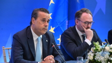 Με τον αντιπρόεδρο της ExxonMobil για τις Ευρωπαϊκές Σχέσεις συναντήθηκαν Παπασταύρου και Τσάφος