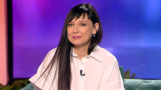 Η Αθηναΐς Νέγκα συγκινήθηκε με σχόλιο για τον πατέρα της που έχει φύγει από τη ζωή