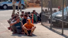 Από την Κρήτη στο Λαύριο και από εκεί απευθείας σε κέντρα κράτησης 247 μετανάστες που εισήλθαν παράνομα από τη Λιβύη - Δείτε βίντεο