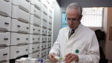 Γιατί παραιτήθηκε ο πρόεδρος των φαρμακοποιών Αθήνας