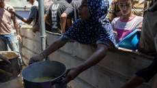 Συνθήκες μαζικού λιμού στη Γάζα καταγγέλλουν μη κυβερνητικές οργανώσεις - Δεκάδες παιδιά πέθαναν από ασιτία
