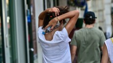 Καύσωνας: Επιμένει και δυναμώνει το φαινόμενο - 43άρια την Τετάρτη στα ηπειρωτικά, «καμίνι» η χώρα και τα βράδια