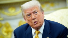 Τραμπ: «Μάλλον όχι» είπε για ενδεχόμενη υποψηφιότητα στις επόμενες προεδρικές εκλογές