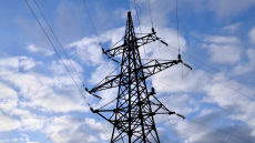 Ρεύμα: Πτώση της τιμής στη χονδρική με… ρεβάνς των ΑΠΕ