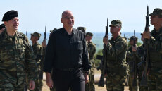 Καταργείται η θητεία σε Αεροπορία και Ναυτικό, όλοι στον Στρατό Ξηράς από το 2026 - Τι θα ανακοινώσει ο Δένδιας