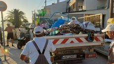 Χαλκιδική: Κατασχέθηκαν δύο τόνοι πετσέτες, ομπρέλες και ξαπλώστρες σε Καλλιθέα και Πολύχρονο
