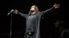 Ozzy θα ζεις για πάντα: Σύσσωμη η παγκόσμια μουσική σκηνή αποχαιρέτησε τον «πρίγκιπα του σκότους»
