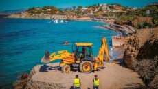 Τα «μυστικά» του ΥΠΕΘΟ για τις μπουλντόζες στους αιγιαλούς
