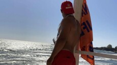 Ναυαγοσώστης επανέφερε στη ζωή κοριτσάκι 3 ετών στο Καβούρι Κατακόλου