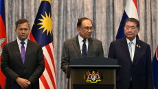 «Τερμάτισα άλλον ένα πόλεμο» – Συγχαίρει τον εαυτό του ο Τραμπ για την εκεχειρία Ταϊλάνδης και Καμπότζης