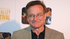 Συμπρωταγωνιστής του Ρόμπιν Γουίλιαμς θέλει να «αναστήσει» τη φωνή του νεκρού ηθοποιού μέσω τεχνητής νοημοσύνης