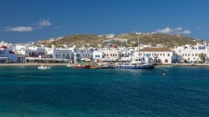 Ισχυρή παραμένει η ζήτηση για εξοχικά στην Ελλάδα – Πού διαμορφώνονται τώρα οι τιμές