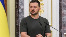 Ζελένσκι: Επικύρωσε νόμο για την εθελοντική στρατολόγηση ατόμων άνω των 60 ετών