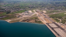 Θεσσαλονίκη: Ακινητοποιήθηκε λόγω βλάβης πυροσβεστικό αεροσκάφος στο αεροδρόμιο «Μακεδονία»