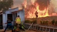 Reuters: Αύξηση των πυρκαγιών στην Ευρώπη λόγω κλιματικής κρίσης - «Ψηνόμαστε ζωντανοί»
