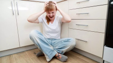 6 σημάδια που αποκαλύπτουν ότι ανησυχείτε υπερβολικά – Πως να αντιμετωπίσετε το άγχος