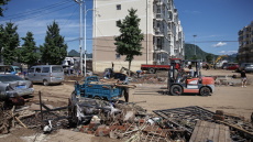 Πάνω από 30 ηλικιωμένοι έχασαν τη ζωή τους σε οίκο ευγηρίας στο Πεκίνο όταν παγιδεύτηκαν σε πλημμύρα